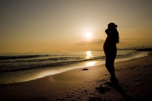 is it ok to continue to exercise while pregnant